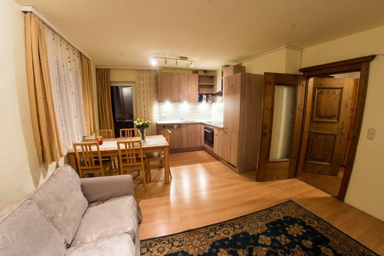 Europa Pension Tirol Fließ Buitenkant foto