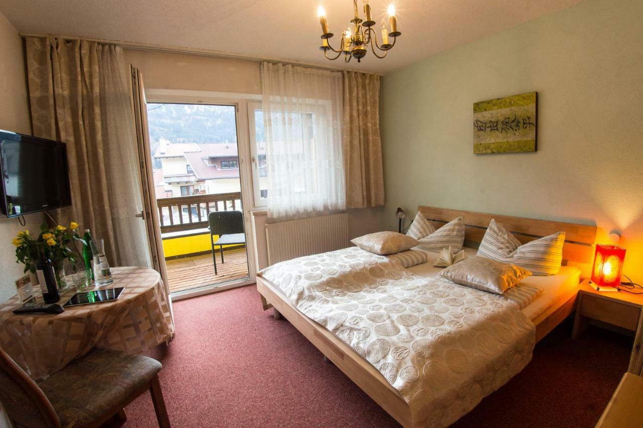 Europa Pension Tirol Fließ Buitenkant foto